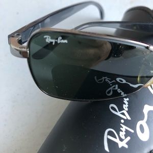 Ray ban sunglasses very good condition